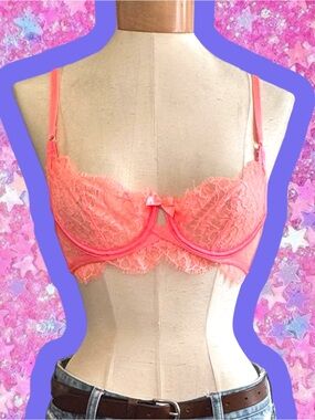 Victoria’s Secret lace Demi bra 32 B 32B bralette pink Y2K 2000s very sexy
